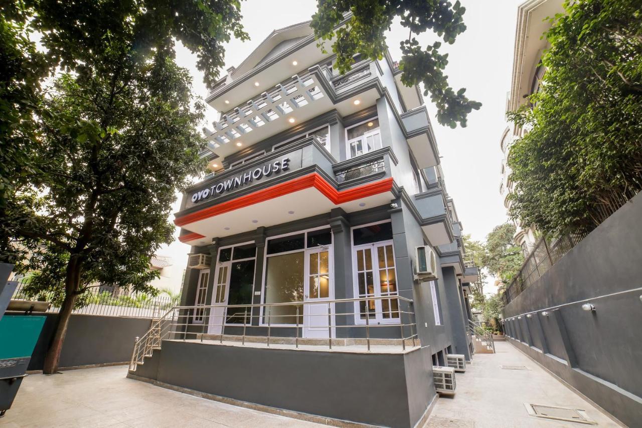 Townhouse 330 Dlf Phase-2 Near Leisure Valley Park グルガウン エクステリア 写真